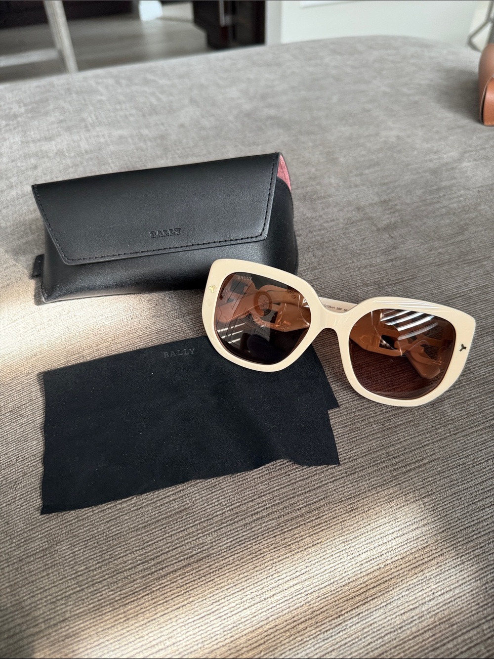 Bally Beige sunglasses